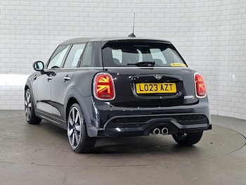 Used MINI Hatch 2023 for sale - 79433279: Photo