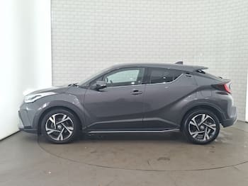 Used Toyota C-HR 2022 for sale - 79768560: Photo