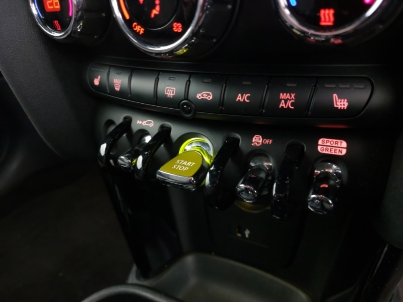 Used MINI Hatch 2023 for sale - 77343306: Photo 17