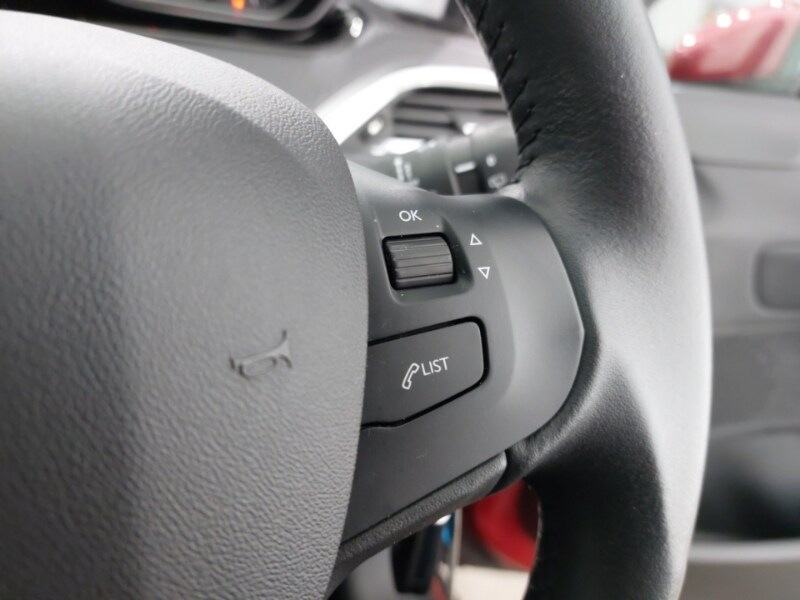 Used Peugeot 2008 2019 for sale - 77544271: Photo 14