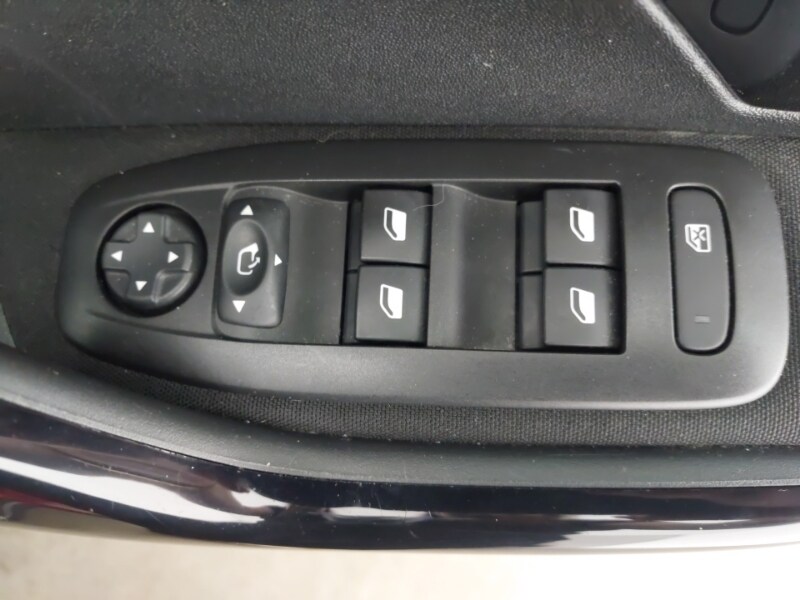 Used Peugeot 2008 2019 for sale - 77544271: Photo 19