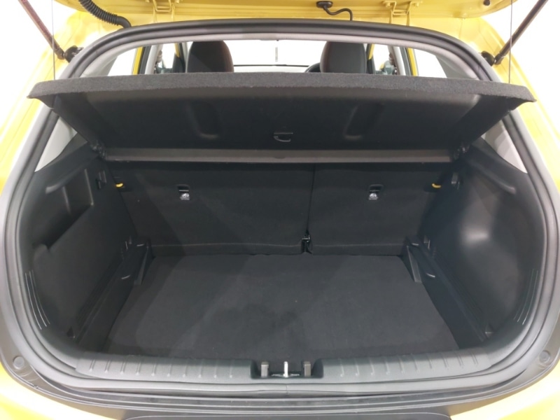 Used Kia Stonic 2023 for sale - 76411016: Photo 8