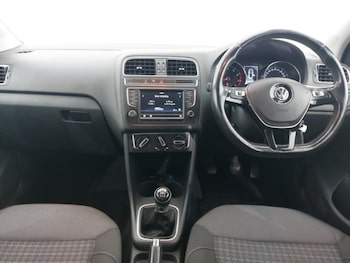 Used Volkswagen Polo 2014 for sale - 78816513: Photo