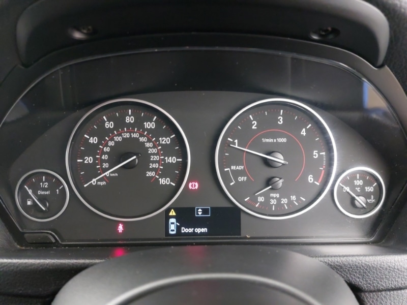 Used BMW 3 Series 2015 for sale - 77531204: Photo 12