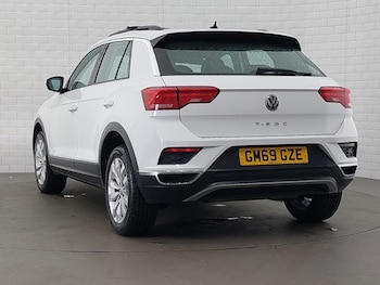 Used Volkswagen T-Roc 2020 for sale - 75718798: Photo