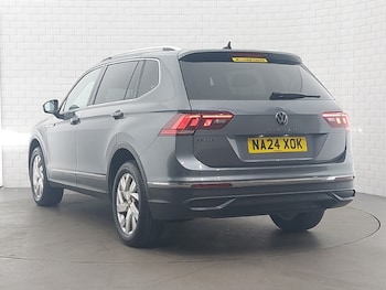 Used Volkswagen Tiguan Allspace 2024 for sale - 78872264: Photo