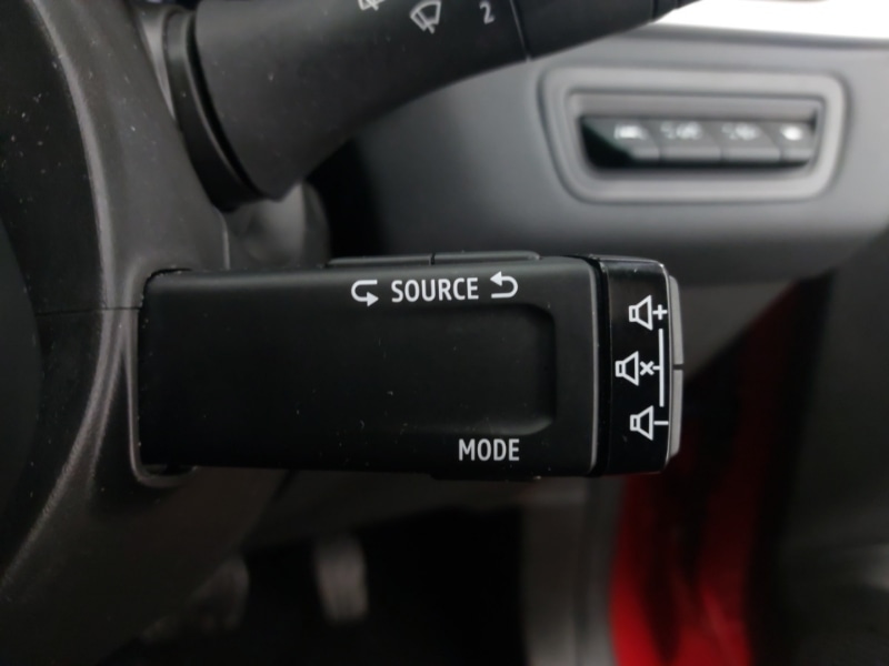 Used Renault Captur 2022 for sale - 76880335: Photo 18