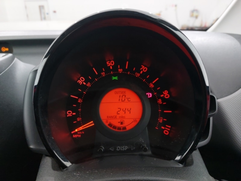 Used Peugeot 108 2018 for sale - 76369559: Photo 13