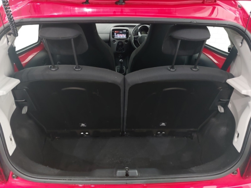 Used Peugeot 108 2018 for sale - 76369559: Photo 8