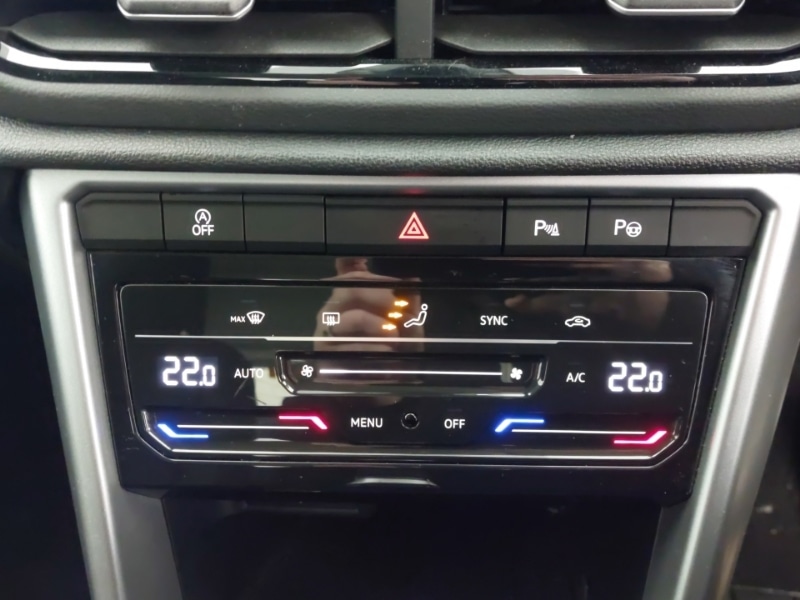 Used Volkswagen T-Roc 2022 for sale - 77690220: Photo 17