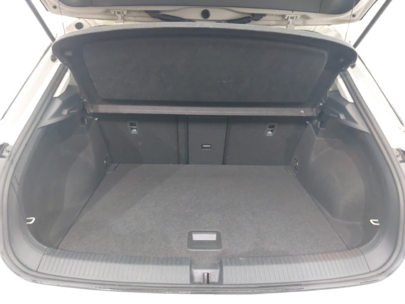 Used Volkswagen T-Roc 2022 for sale - 77690220: Photo 8