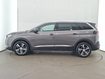 Used Peugeot 5008 2023 for sale - 79218534: Photo