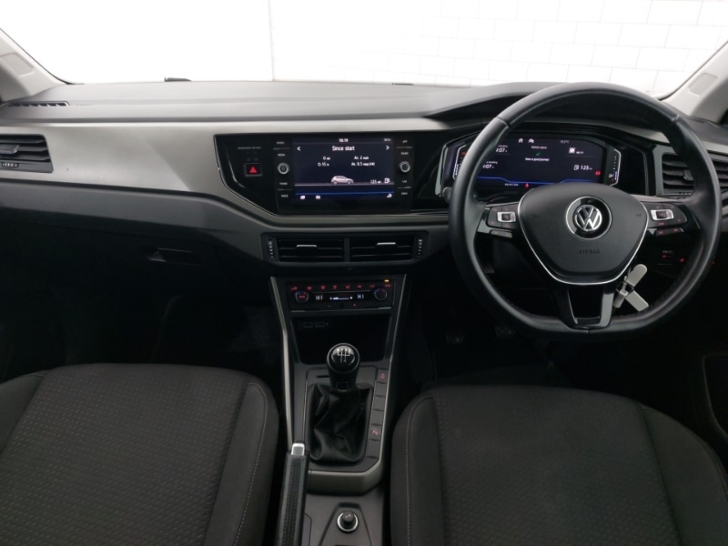 Used Volkswagen Polo 2019 for sale - 76970450: Photo 2