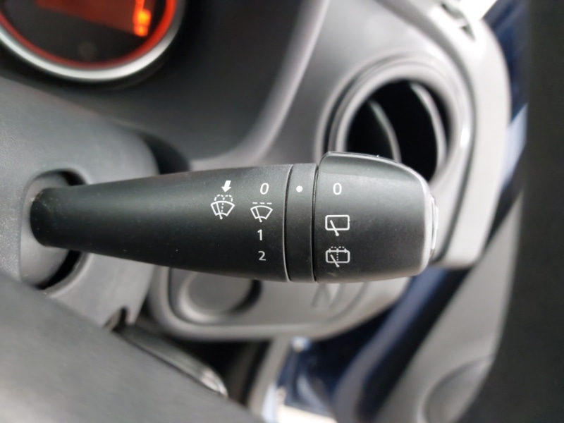 Used Dacia Sandero 2018 for sale - 77987927: Photo 17