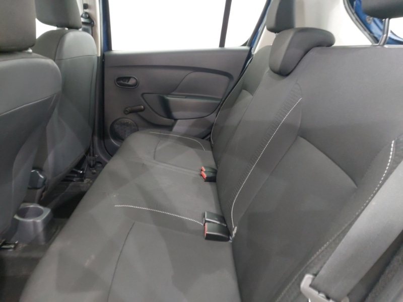 Used Dacia Sandero 2018 for sale - 77987927: Photo 6