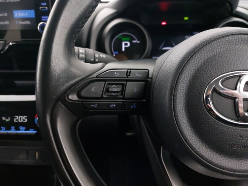 Used Toyota Yaris Cross 2023 for sale - 77635842: Photo 14