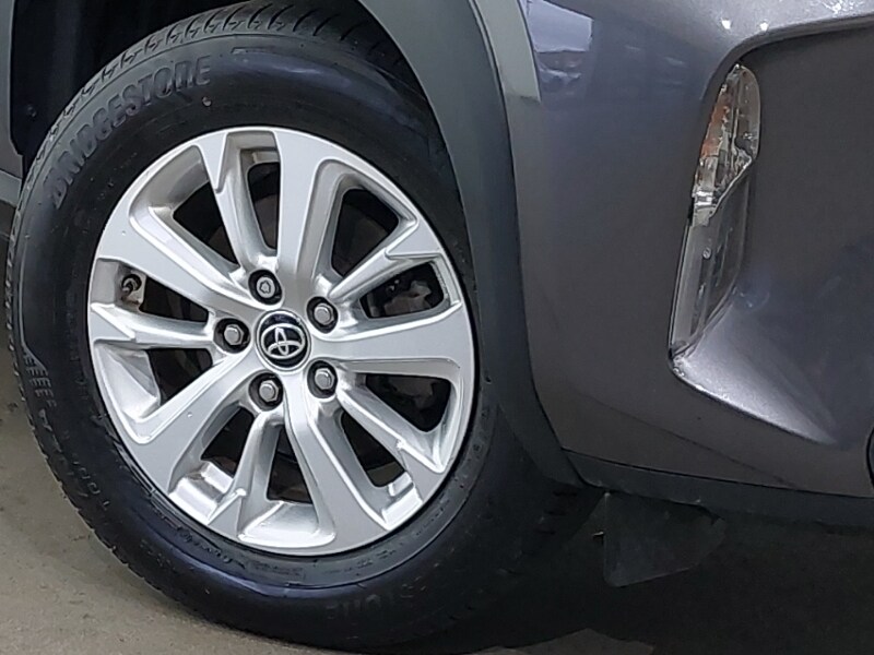 Used Toyota Yaris Cross 2023 for sale - 77635842: Photo 9