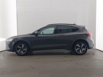 Used Ford Focus 2023 for sale - 78428433: Photo