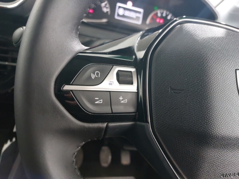 Used Peugeot 208 2025 for sale - 77531243: Photo 13