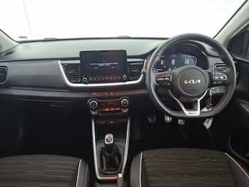 Used Kia Stonic 2025 for sale - 79654517: Photo