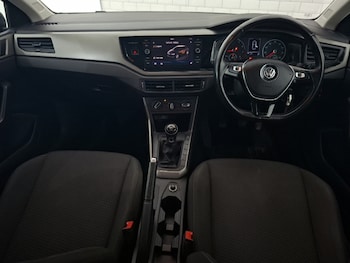 Used Volkswagen Polo 2018 for sale - 79144255: Photo