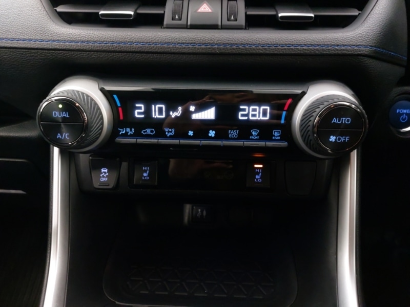 Used Toyota RAV4 2019 for sale - 77149874: Photo 18