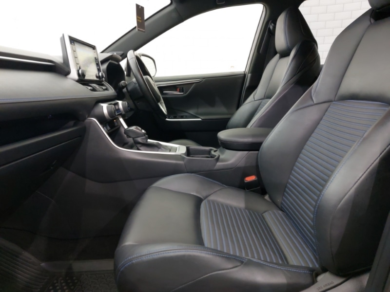 Used Toyota RAV4 2019 for sale - 77149874: Photo 5