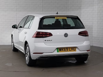 Used Volkswagen Golf 2019 for sale - 77166319: Photo