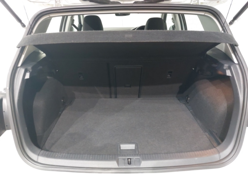 Used Volkswagen Golf 2019 for sale - 77166319: Photo 8