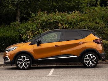 Used Renault Captur 2020 for sale - 79356251: Photo