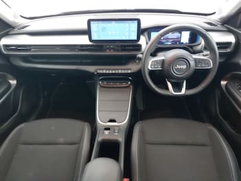 Used Jeep Avenger 2024 for sale - 78727916: Photo