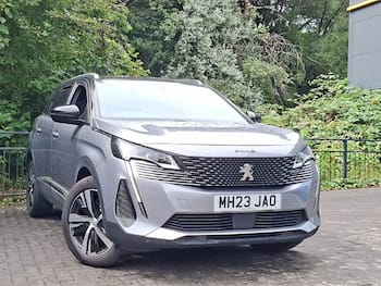 Used Peugeot 5008 2023 for sale - 79561951: Photo