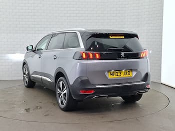 Used Peugeot 5008 2023 for sale - 79561951: Photo
