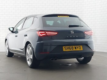 Used SEAT Leon 2018 for sale - 75946501: Photo