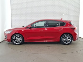 Used Ford Focus 2023 for sale - 79223881: Photo