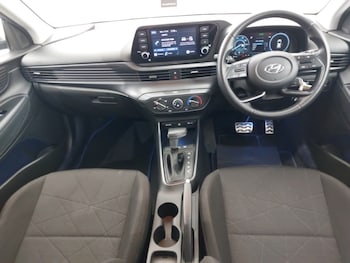 Used Hyundai BAYON 2022 for sale - 77202000: Photo