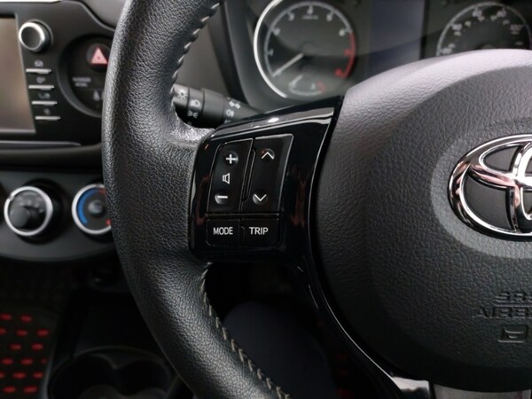 Used Toyota Yaris 2019 for sale - 76275517: Photo 14