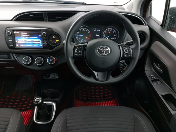 Used Toyota Yaris 2019 for sale - 76275517: Photo 7