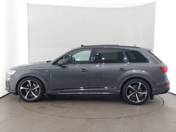 Used Audi Q7 2021 for sale - 78799533: Photo