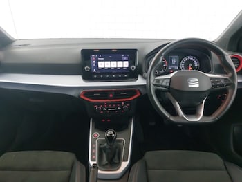Used SEAT Arona 2023 for sale - 78033296: Photo
