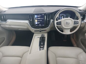 Used Volvo XC60 2017 for sale - 78527312: Photo