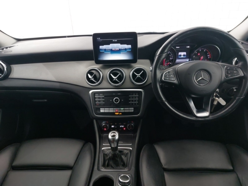 Used Mercedes-Benz GLA 2018 for sale - 77149852: Photo 2