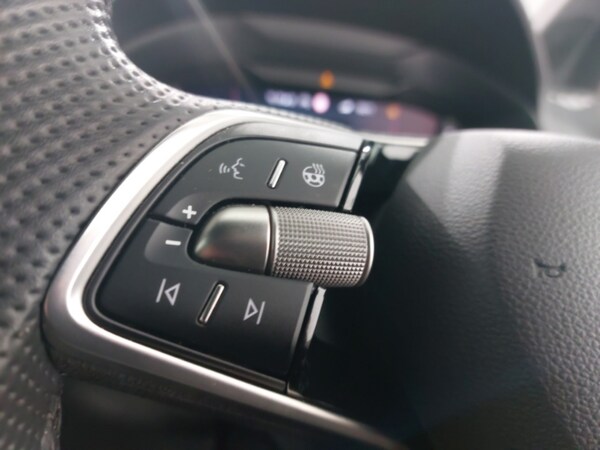 Used Skoda Karoq 2024 for sale - 75640871: Photo 14