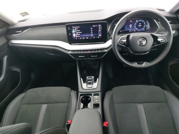 Used Skoda Octavia 2024 for sale - 76254514: Photo 2