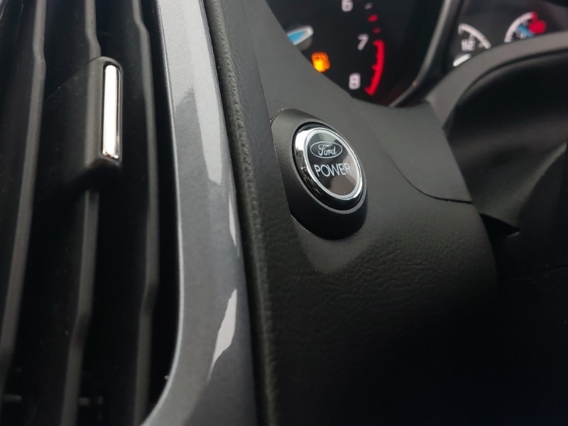 Used Ford Focus 2013 for sale - 76708130: Photo 17