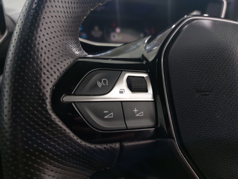 Used Peugeot 2008 2023 for sale - 76560468: Photo 13