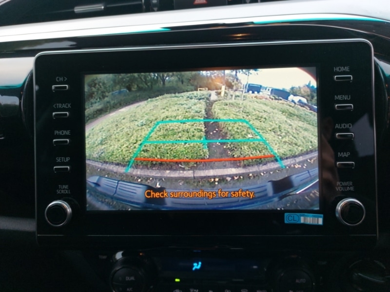 Used Toyota Hilux 2023 for sale - 76696087: Photo 18