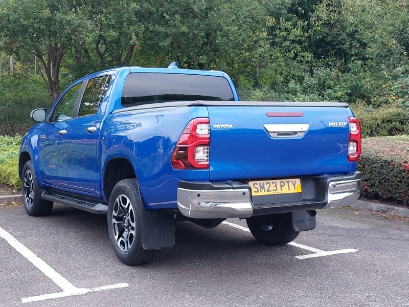 Used Toyota Hilux 2023 for sale - 76696087: Photo 3