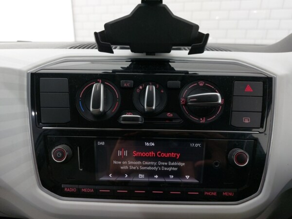Used Volkswagen up! 2018 for sale - 76188266: Photo 10