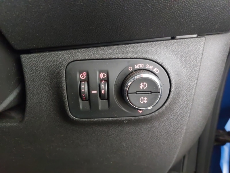 Used Vauxhall Corsa 2018 for sale - 77090339: Photo 13